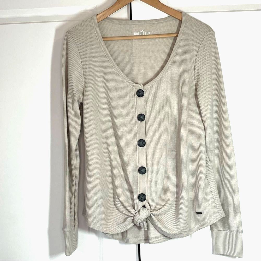 Hollister Women's Waffle Knit Tie Knot Tan Button-Down Shirt - Size M